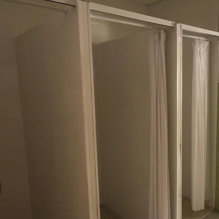 B&b-habitación Compartida Albergue